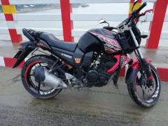 Yamaha FZs